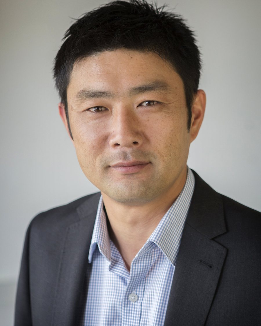 Yuji Hiraizumi, legal bookkeeping specialist and owner of SmartEgg